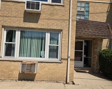 8758 W Berwyn Avenue - Photo Thumbnail 1