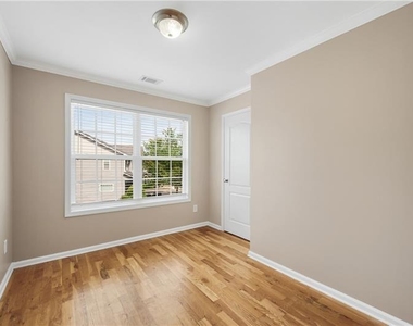 3194 Cedar Glade Lane - Photo Thumbnail 21