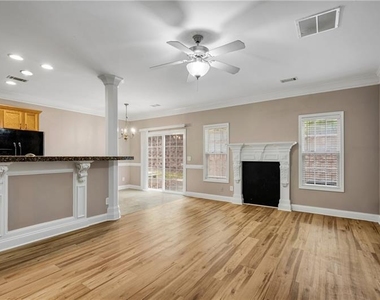 3194 Cedar Glade Lane - Photo Thumbnail 6