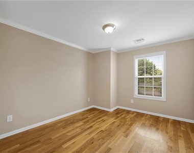 3194 Cedar Glade Lane - Photo Thumbnail 23