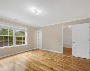 3194 Cedar Glade Lane - Photo Thumbnail 17