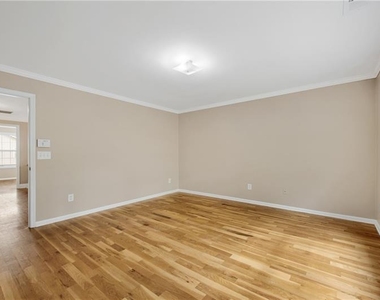 3194 Cedar Glade Lane - Photo Thumbnail 16