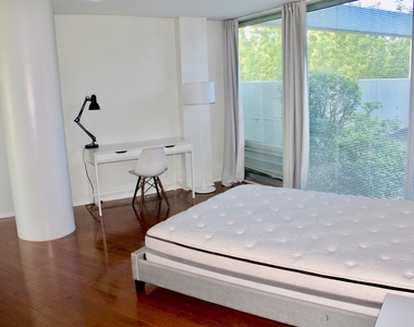 1720 Maple Avenue - Photo Thumbnail 9