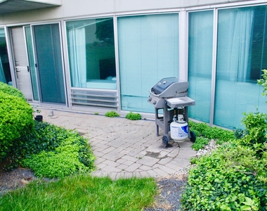 1720 Maple Avenue - Photo Thumbnail 7