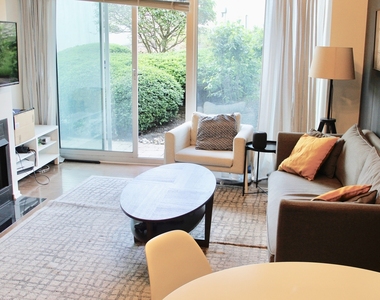 1720 Maple Avenue - Photo Thumbnail 3