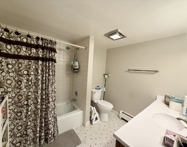 264 E Bailey Road - Photo Thumbnail 9