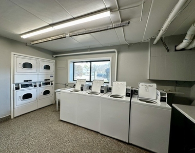 264 E Bailey Road - Photo Thumbnail 14