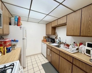 264 E Bailey Road - Photo Thumbnail 6