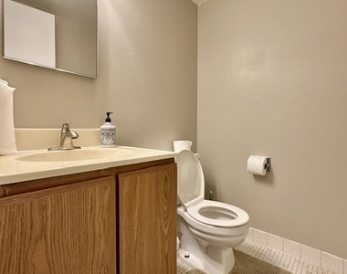 264 E Bailey Road - Photo Thumbnail 11