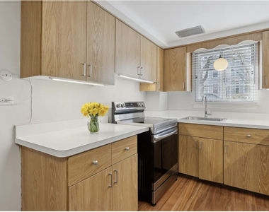 1400 Hinman Avenue - Photo Thumbnail 6