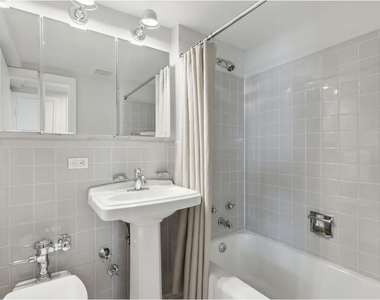 1400 Hinman Avenue - Photo Thumbnail 7