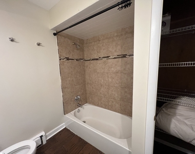 355 Bluff Avenue - Photo Thumbnail 15