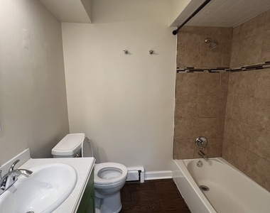 355 Bluff Avenue - Photo Thumbnail 14