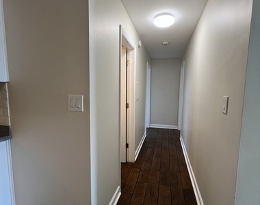 355 Bluff Avenue - Photo Thumbnail 12