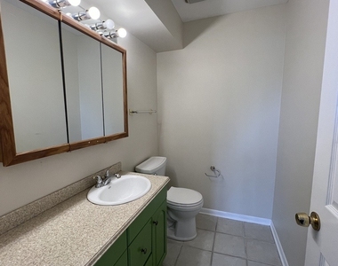 355 Bluff Avenue - Photo Thumbnail 24