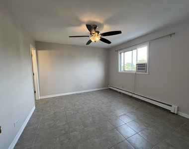 355 Bluff Avenue - Photo Thumbnail 20