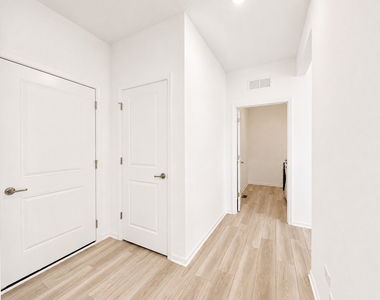 1024 Nottingham Road - Photo Thumbnail 8