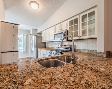 1846 Shetland Road - Photo Thumbnail 7