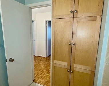 112 Braemar Drive - Photo Thumbnail 9