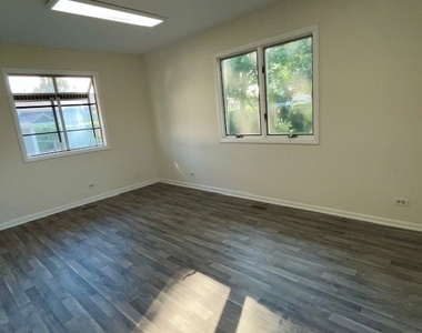 112 Braemar Drive - Photo Thumbnail 18