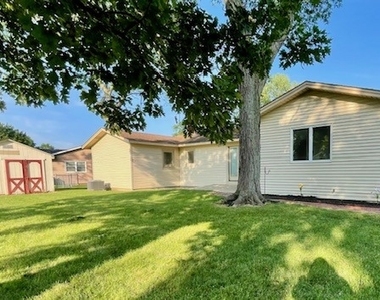 112 Braemar Drive - Photo Thumbnail 22