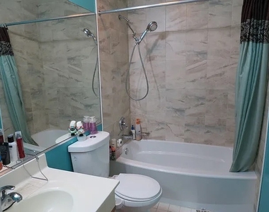 1042 Courtland Drive - Photo Thumbnail 4