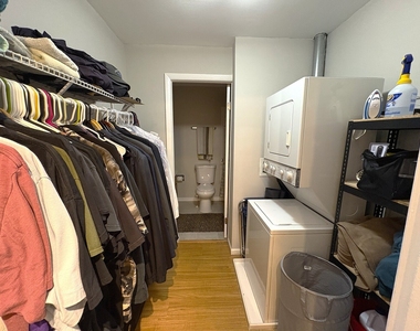 5810 Oakwood Drive - Photo Thumbnail 5