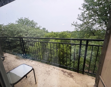 5810 Oakwood Drive - Photo Thumbnail 9
