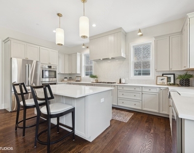 5913 Flagg Creek Lane - Photo Thumbnail 16