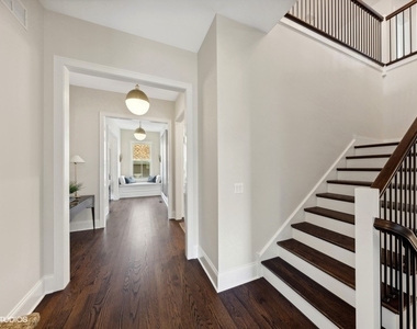 5913 Flagg Creek Lane - Photo Thumbnail 8