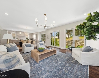 5913 Flagg Creek Lane - Photo Thumbnail 13