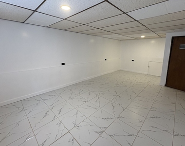 18149 Ravisloe Terrace - Photo Thumbnail 9