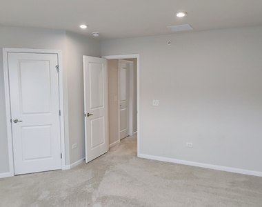 936 Jenkins Court - Photo Thumbnail 14