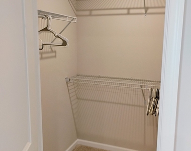 936 Jenkins Court - Photo Thumbnail 18