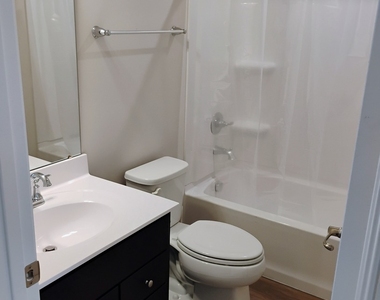 936 Jenkins Court - Photo Thumbnail 24