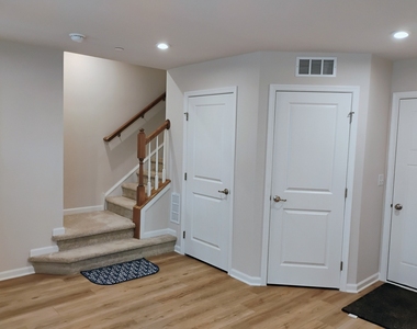 936 Jenkins Court - Photo Thumbnail 25