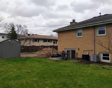 904 S Edward Street - Photo Thumbnail 30