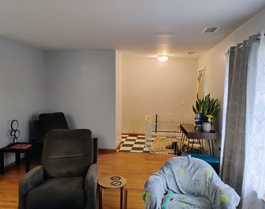 904 S Edward Street - Photo Thumbnail 8
