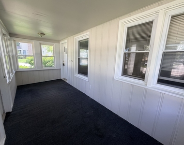 11105 Denny Avenue - Photo Thumbnail 6