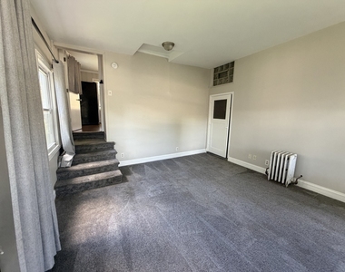 11105 Denny Avenue - Photo Thumbnail 14
