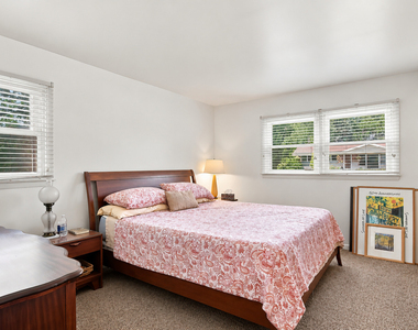 303 Ridge Street - Photo Thumbnail 13