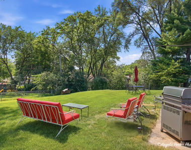 303 Ridge Street - Photo Thumbnail 18