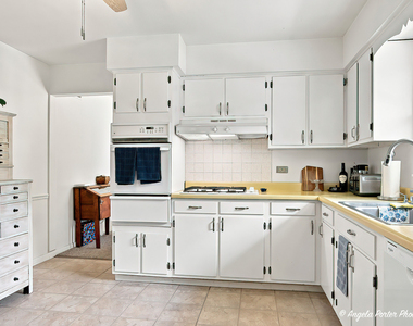303 Ridge Street - Photo Thumbnail 10
