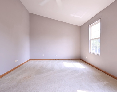 2607 Oak Tree Lane - Photo Thumbnail 15