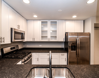 804 E Hillside Avenue - Photo Thumbnail 6