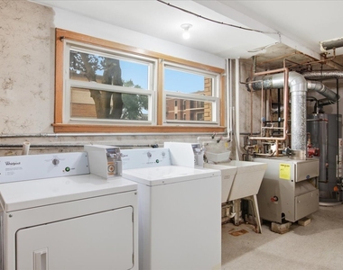 2746 N 75th Court - Photo Thumbnail 19