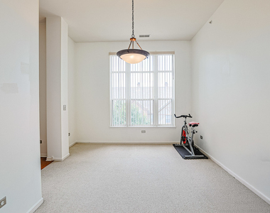 1739 Tudor Lane - Photo Thumbnail 13