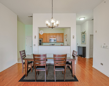 1739 Tudor Lane - Photo Thumbnail 4