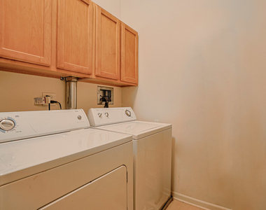 1739 Tudor Lane - Photo Thumbnail 15