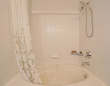 1739 Tudor Lane - Photo Thumbnail 12
